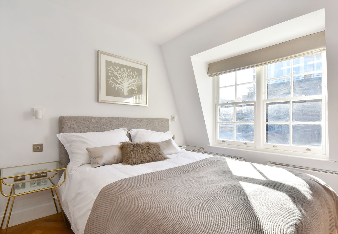 Ferienwohnung in London - Albemarle Elegance IV - 37AS4