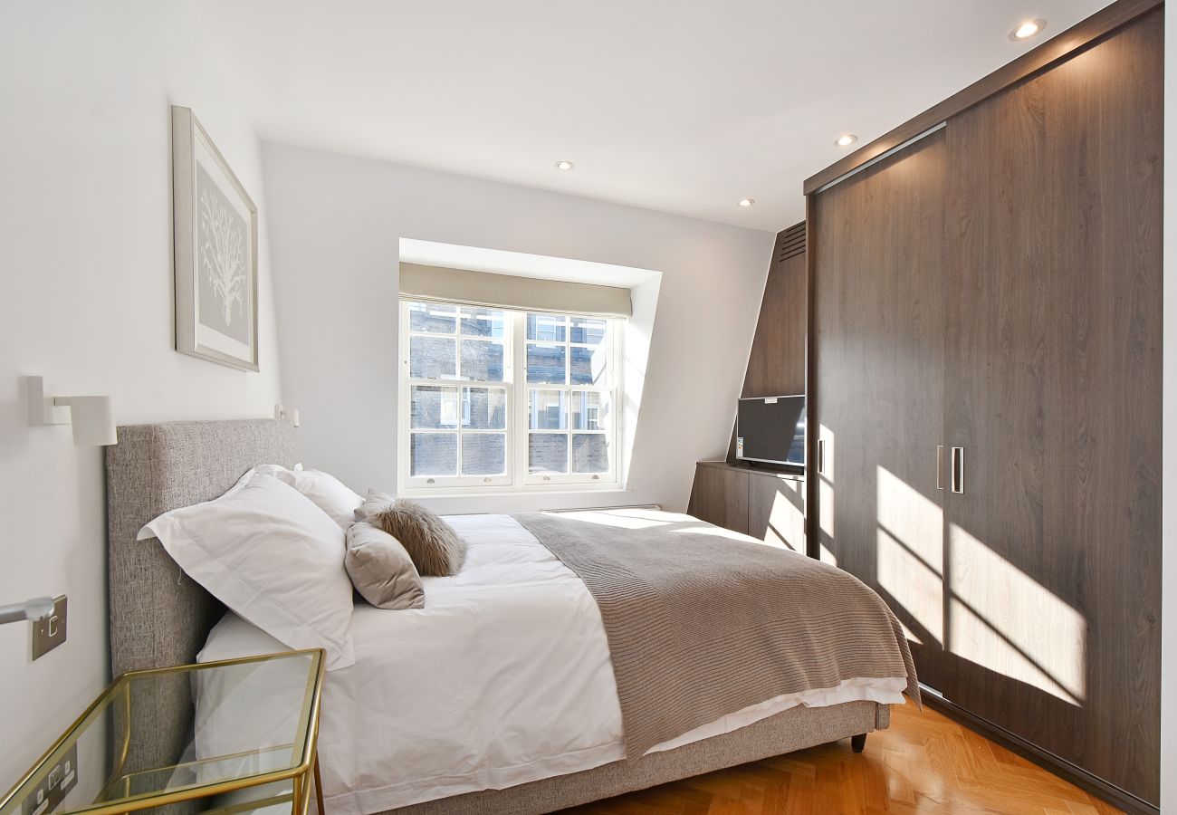 Ferienwohnung in London - Albemarle Elegance IV - 37AS4