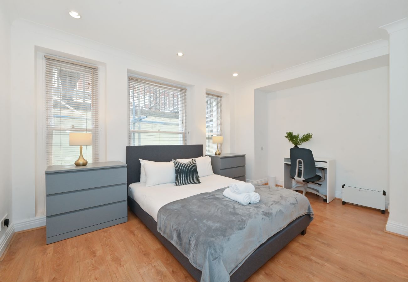 Ferienwohnung in London - Harrington Gardens Style - 48HG