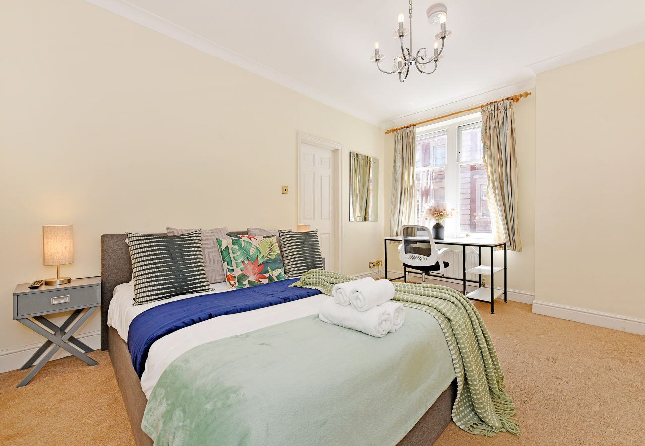 Ferienwohnung in London - Rathbone Exclusive - ES1