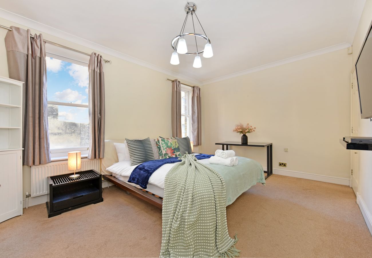 Ferienwohnung in London - Rathbone Exclusive - ES1