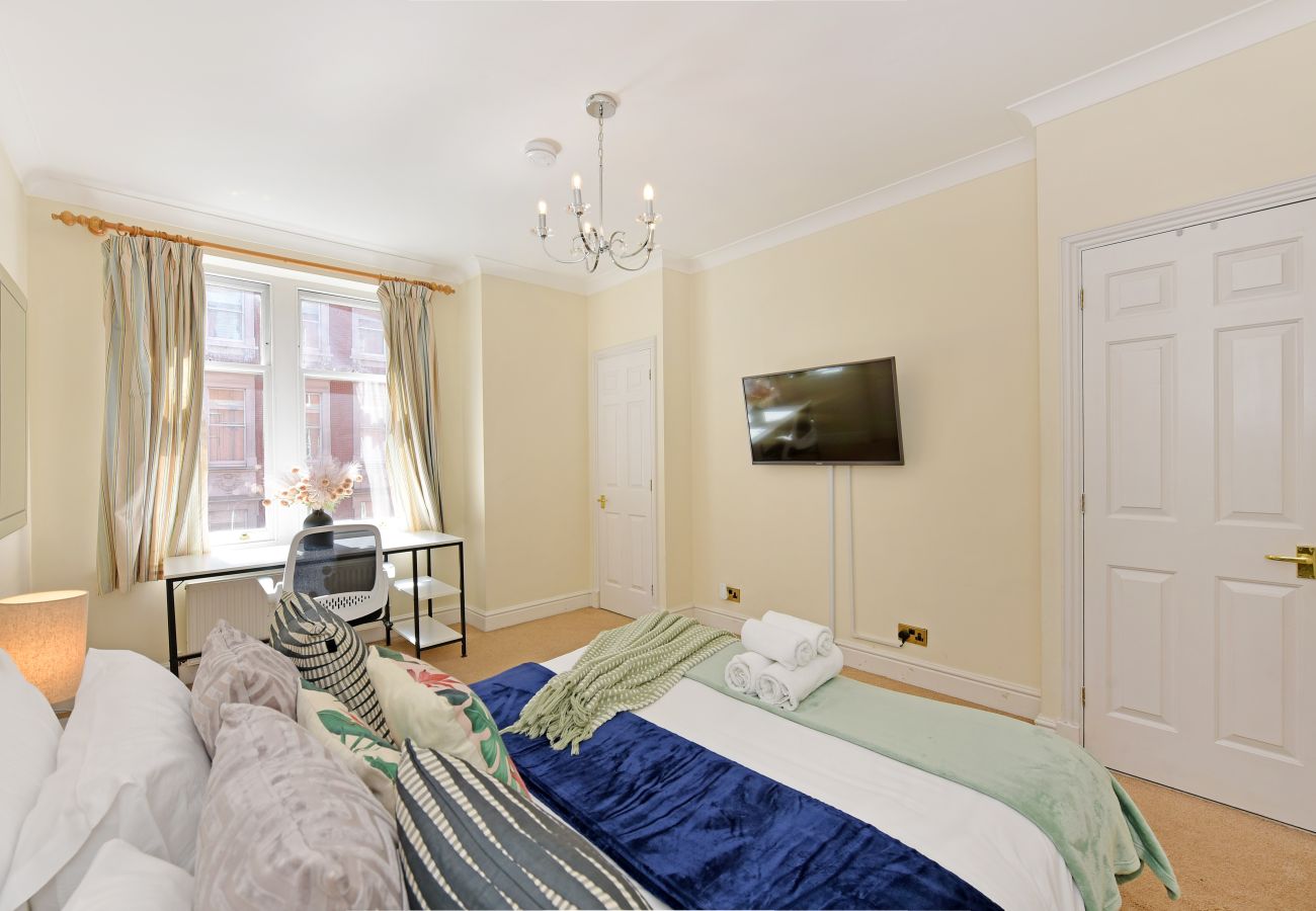 Ferienwohnung in London - Rathbone Exclusive - ES1