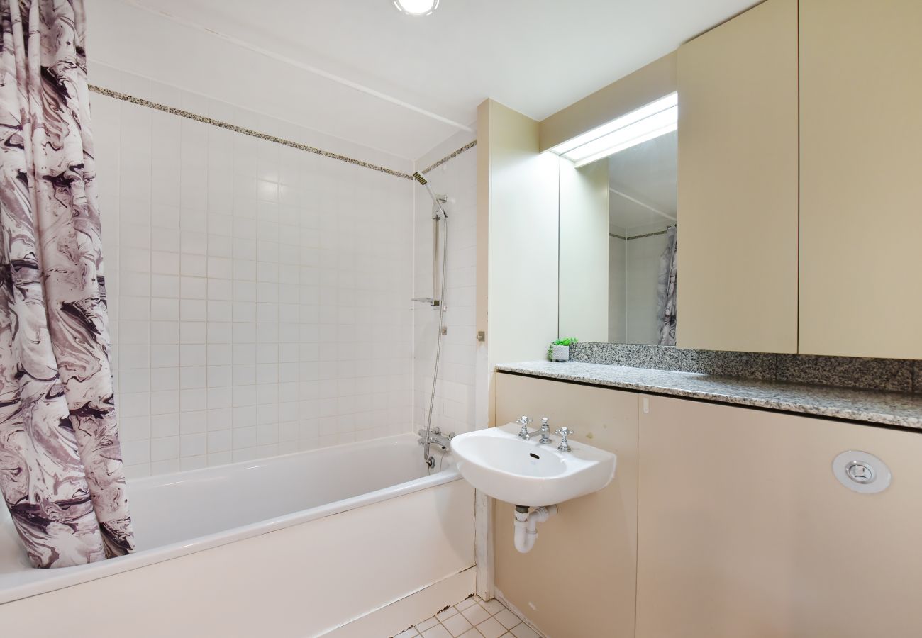Apartment in London - Cromwell Style III - 714PW
