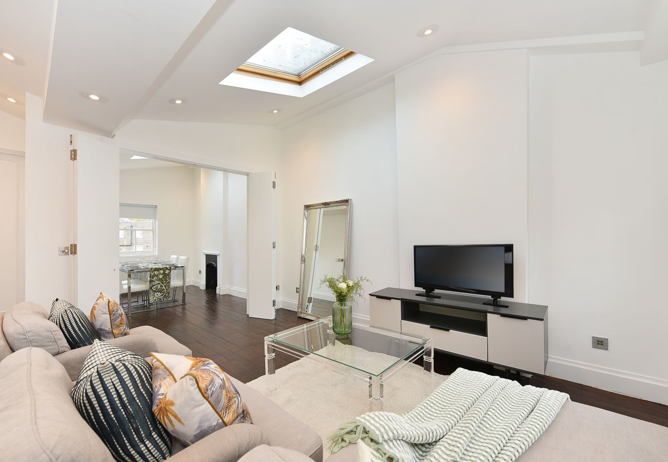 Apartment in London - Oxford Street Marble Arch Style - 55KS